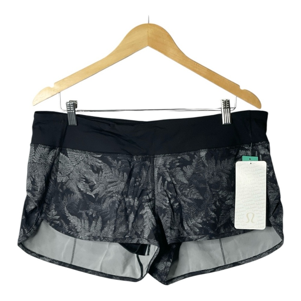 Lululemon Speed Shorts Kindred Spirit Black and White, Size 12 New